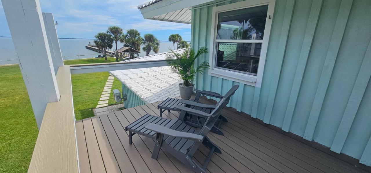 Nasa Waterfront Dolphin Suite Titusville Esterno foto