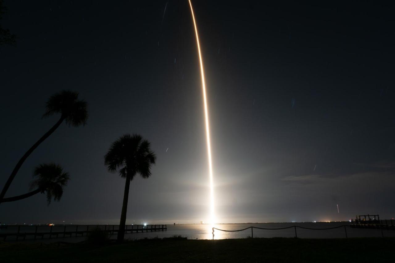 Nasa Waterfront Dolphin Suite Titusville Esterno foto