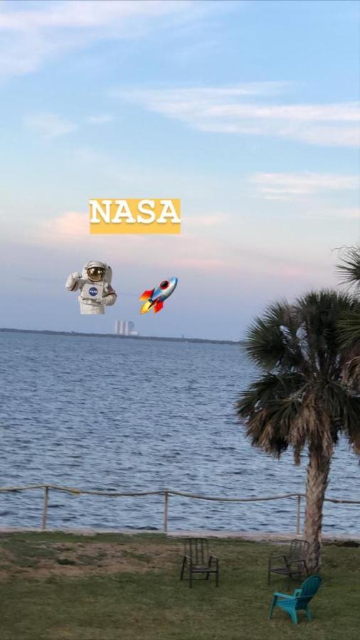 Nasa Waterfront Dolphin Suite Titusville Esterno foto